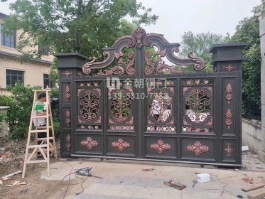 濟南長清別墅庭院門廠家安裝案例